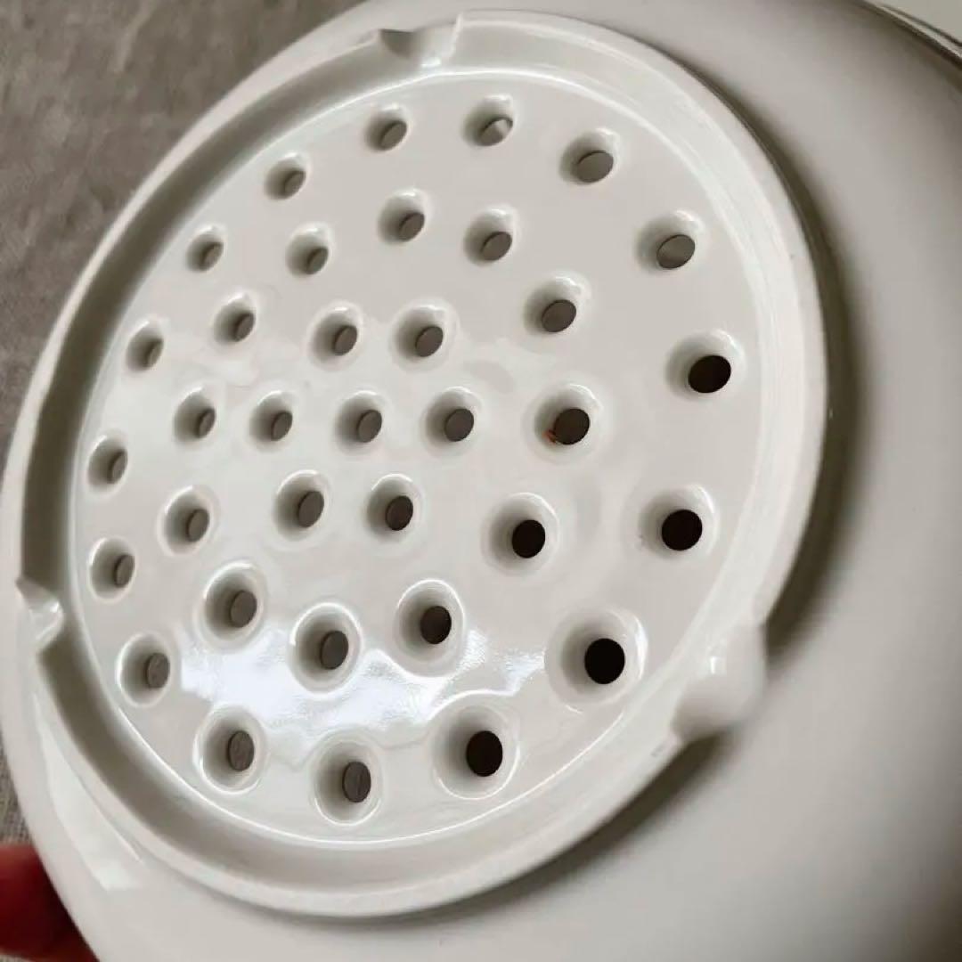 希少 穴あきプレート 水切り皿 陶器ざる