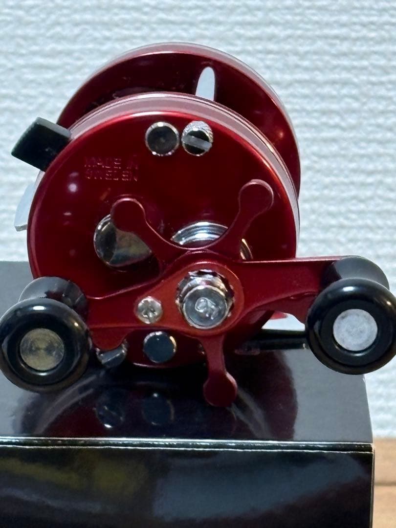 ABU アンバサダー2500Cレッド