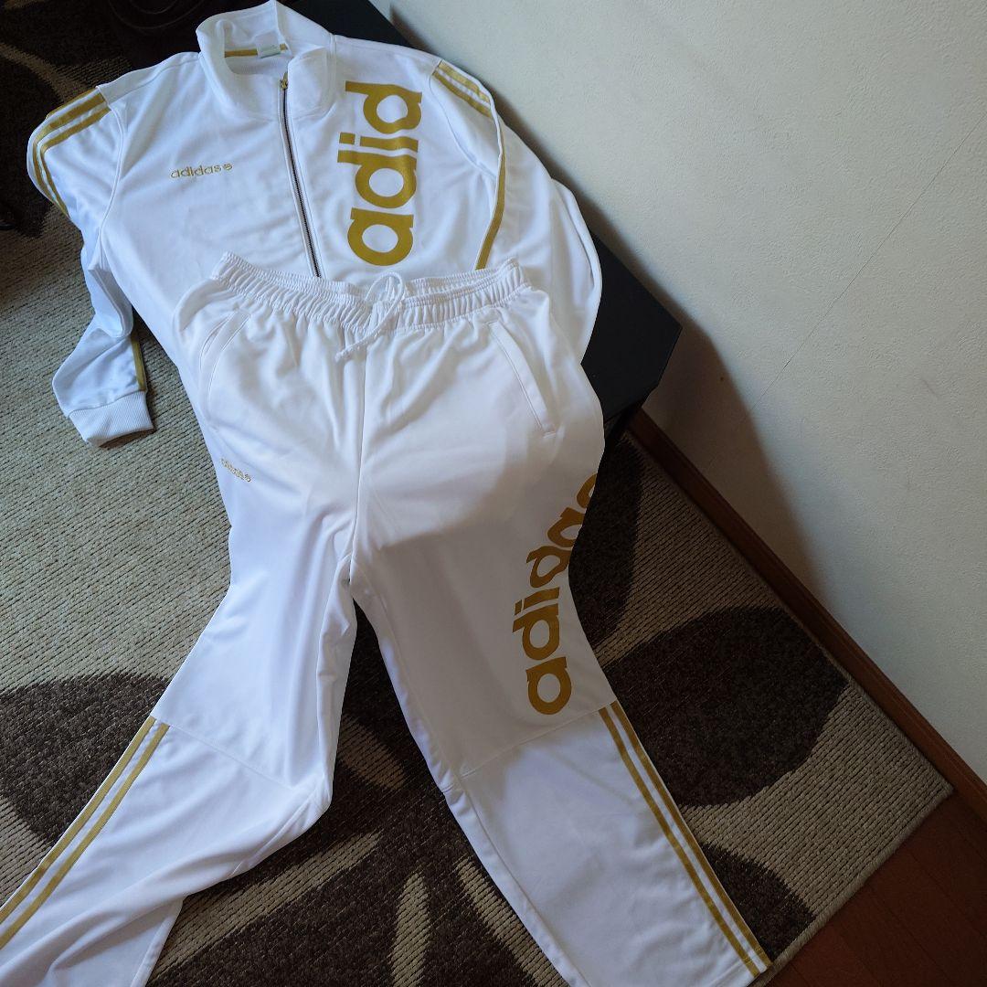 adidas ホワイトジャージ上下セット