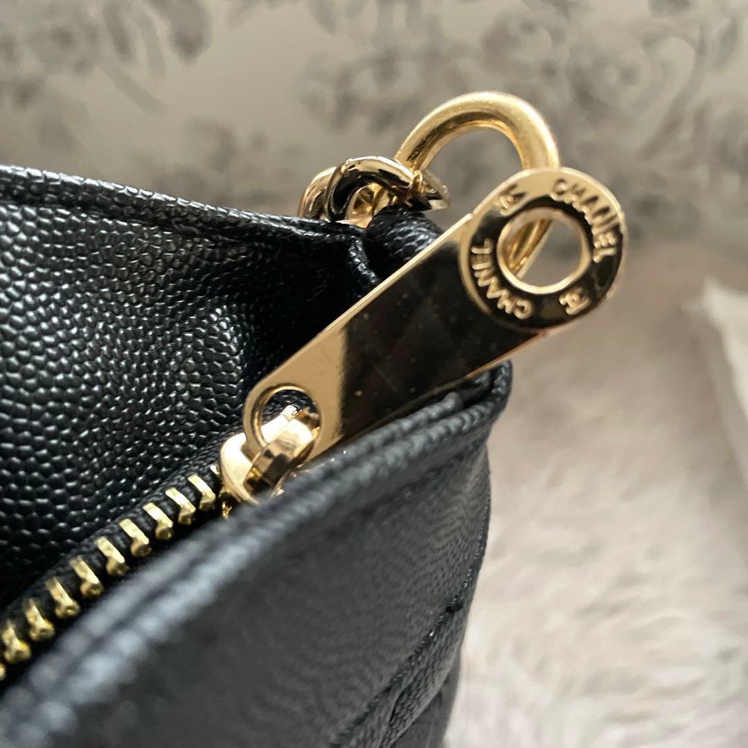 CHANEL キルティング　チェーン　ショルダーバッグ