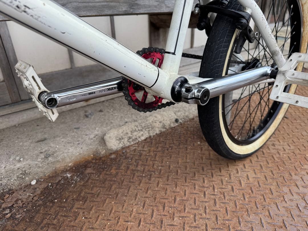 ホワイト 20インチ BMX 自転車