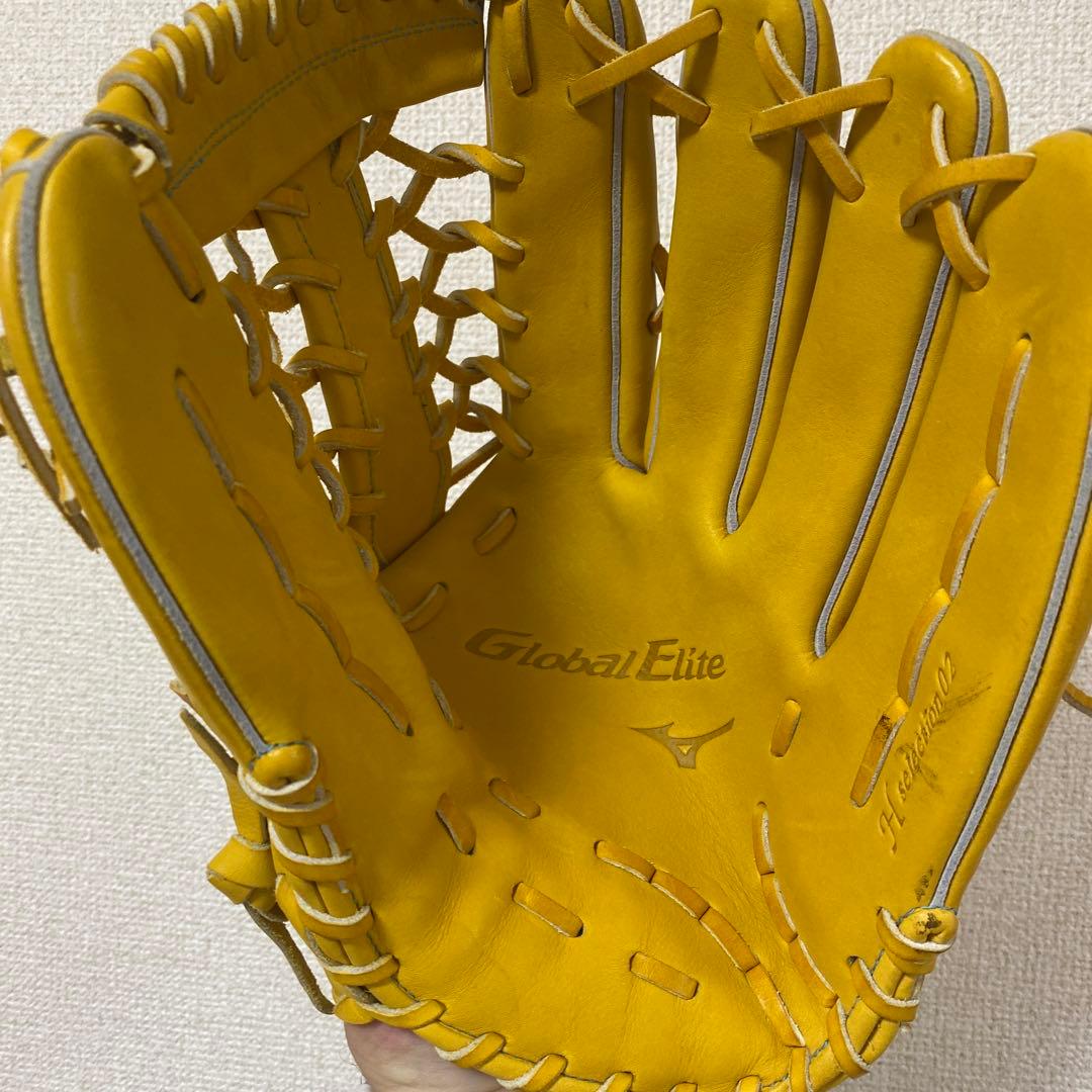 Mizuno Global Elite イエローグローブ 右投げ用
