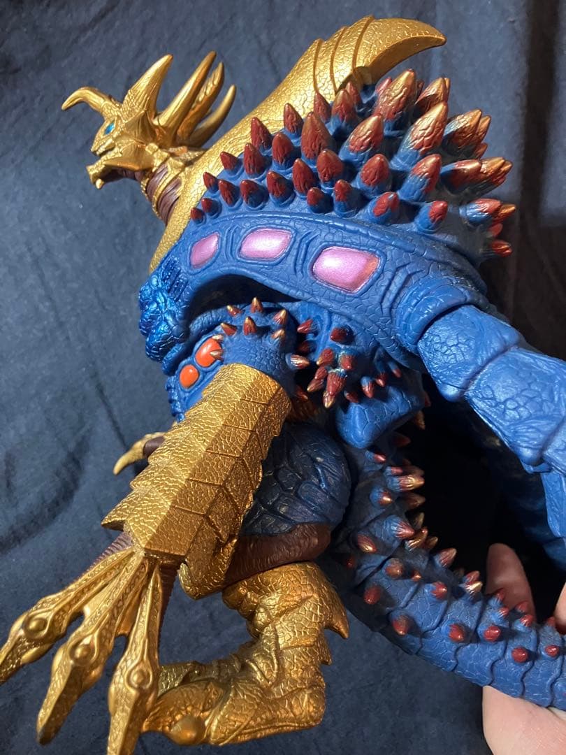 ウルトラマンメビウス　ウルトラ怪獣シリーズ　uキラーザウルス　ソフビ