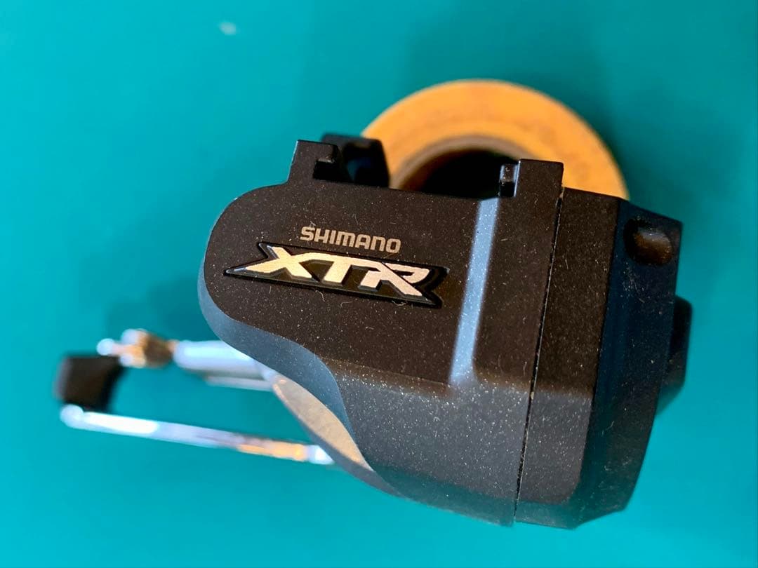 SHIMANO XTRDi2フロントディレイラー FD-M9070 2x11