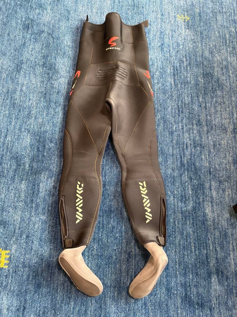 ダイワ鮎　スペシャルドライタイツ　SP-4005DR (ソックス先丸)MB