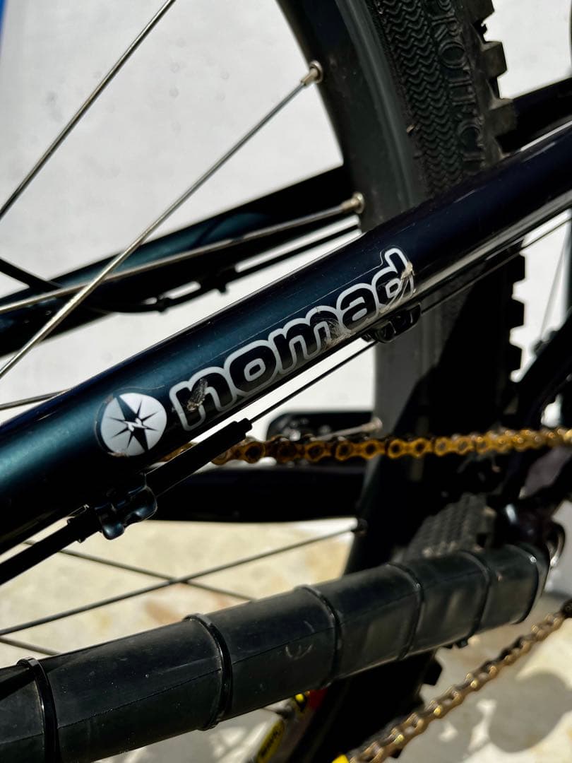 santa cruz nomad サンタクルーズ　ノマド