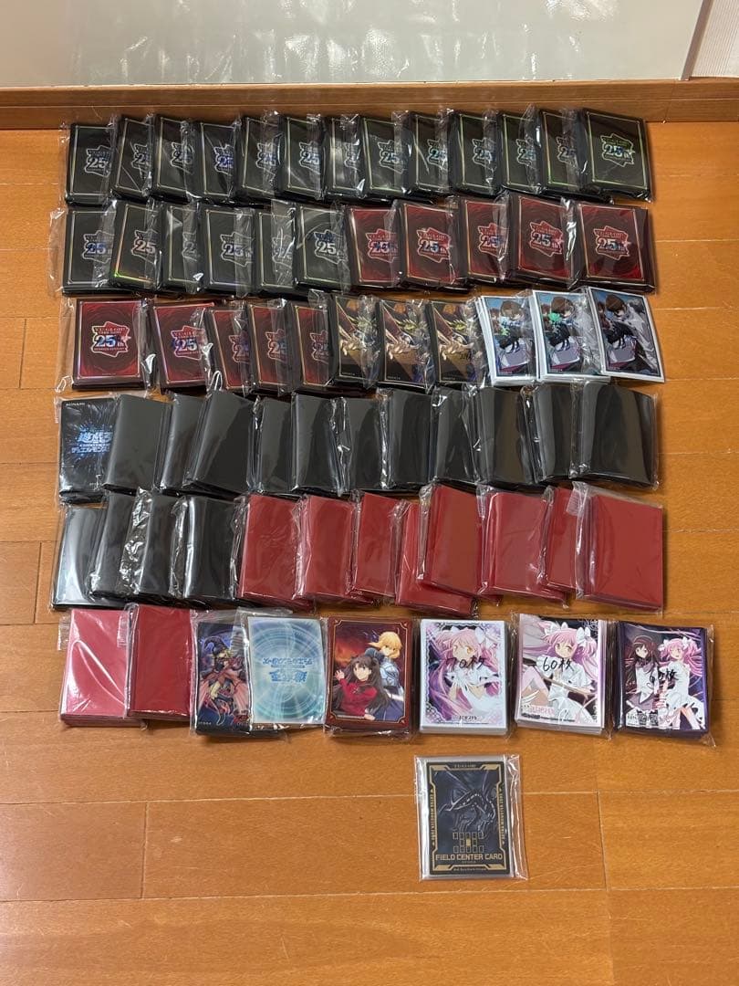 【遊戯王】【引退品】【大量】プレイマット・スリーブ・デッキケース まとめ売り