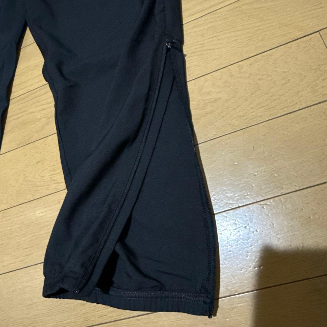 Nike DRI-FIT ブラックジャージパンツ