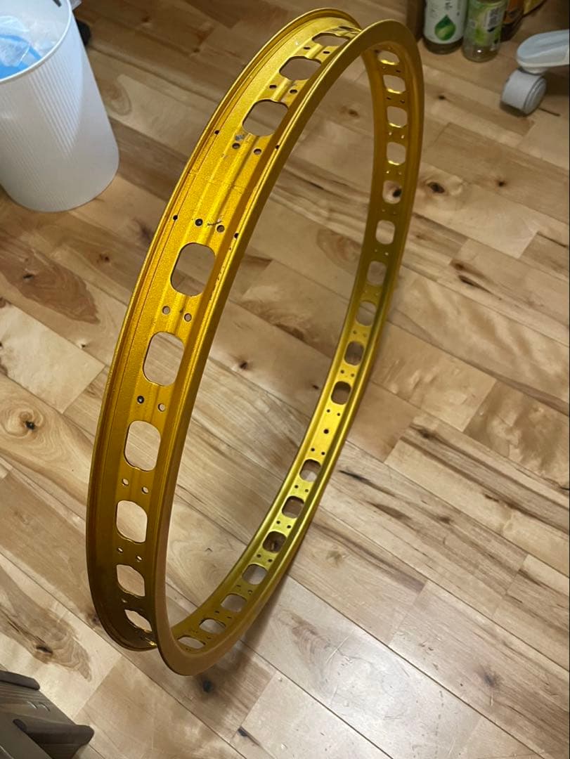 Surly rabbit hole gold 26+ リムのみ