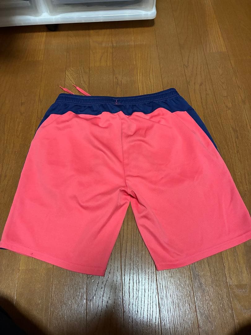 ヨネックス　日本代表ハーフパンツ　Lサイズ