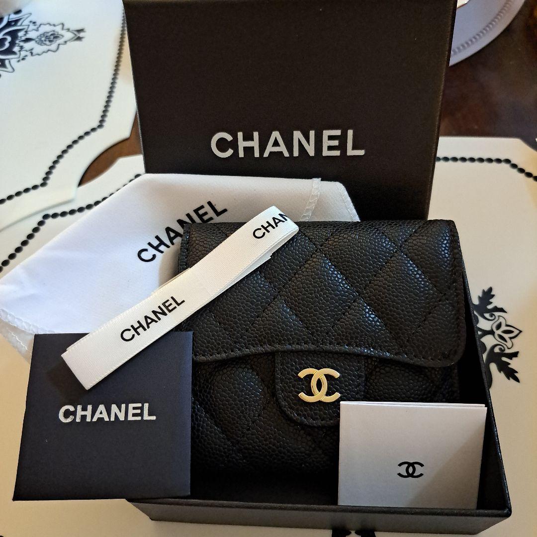 CHANEL ノベルティ キルティング 財布 [訳あり]