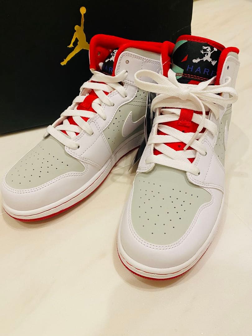 その他 NIKE AIR JORDAN 1 RETRO MID HARE JORDAN