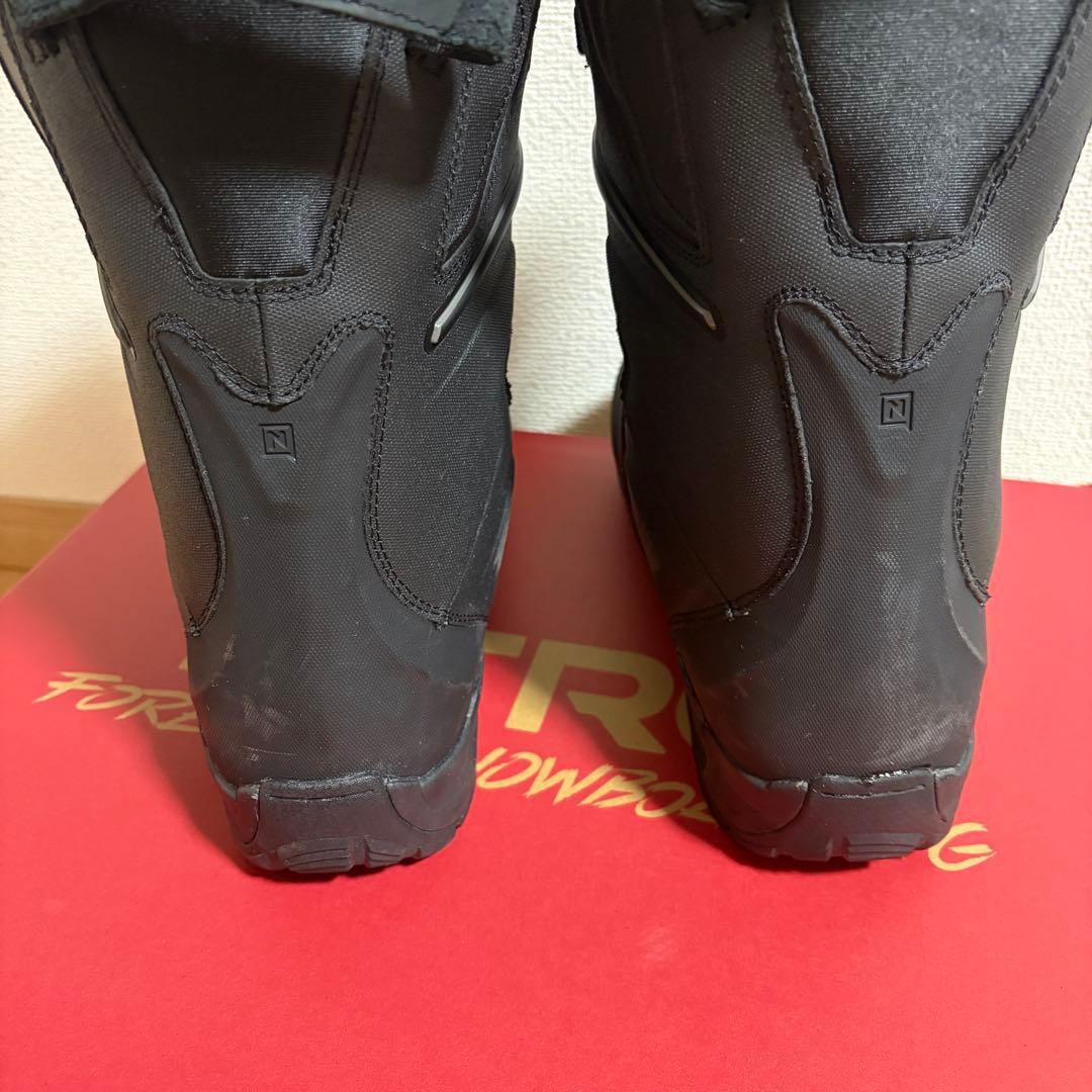 NITRO CAPITAL TLS 26cm カービング　スノーボードブーツ