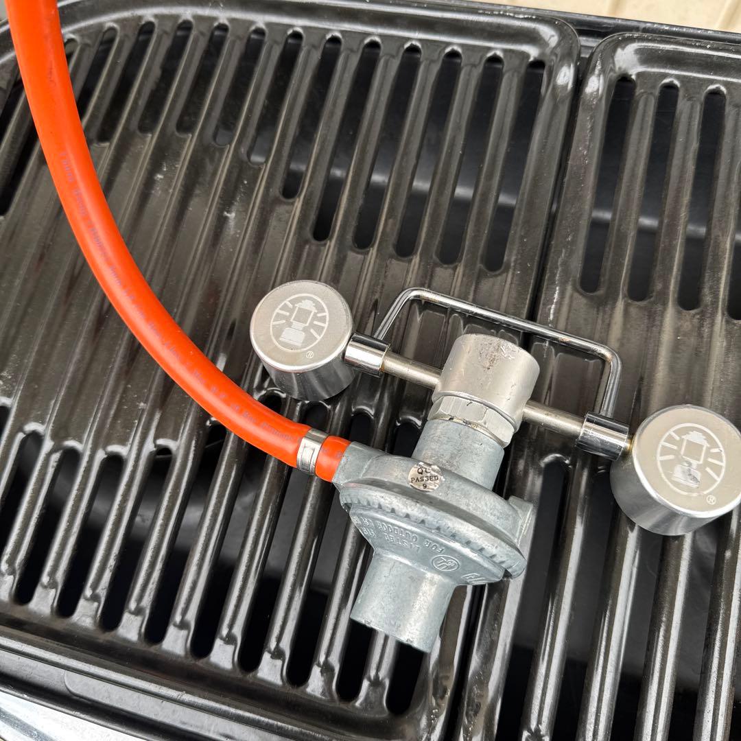 コールマン ROADTRIP Grill LXE-J 取っ手割れ キズ使用感あり