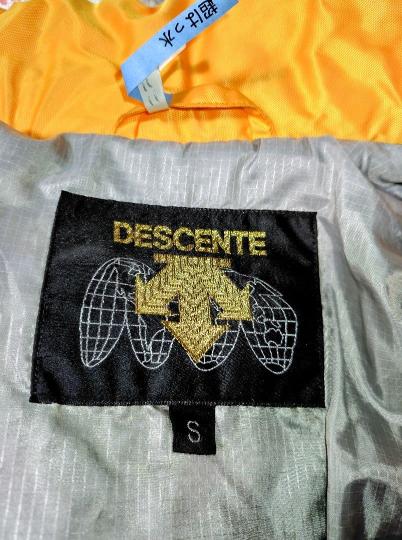 DESCENTEスキーウェア上(S)下(M)