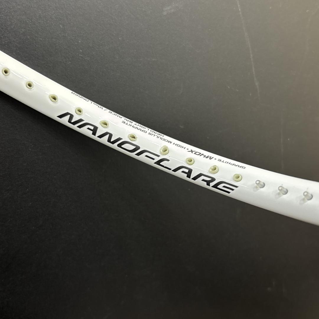 YONEX　NANOFLARE　200　バトミントンラケット　ガット無し