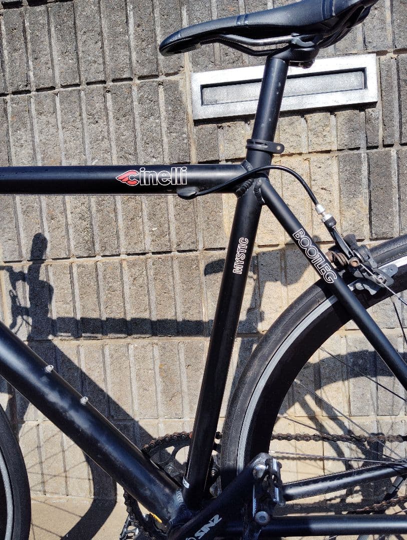 チネリロードバイク中古品 「Cinelli Bootleg Mystic」