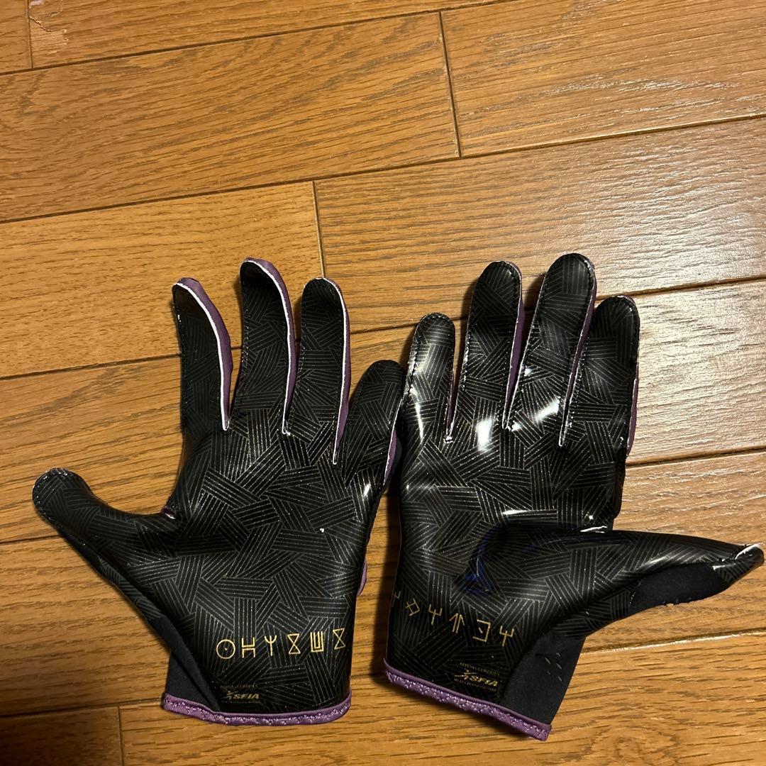 アディダス　アメフト　グローブ　ブラックパンサー