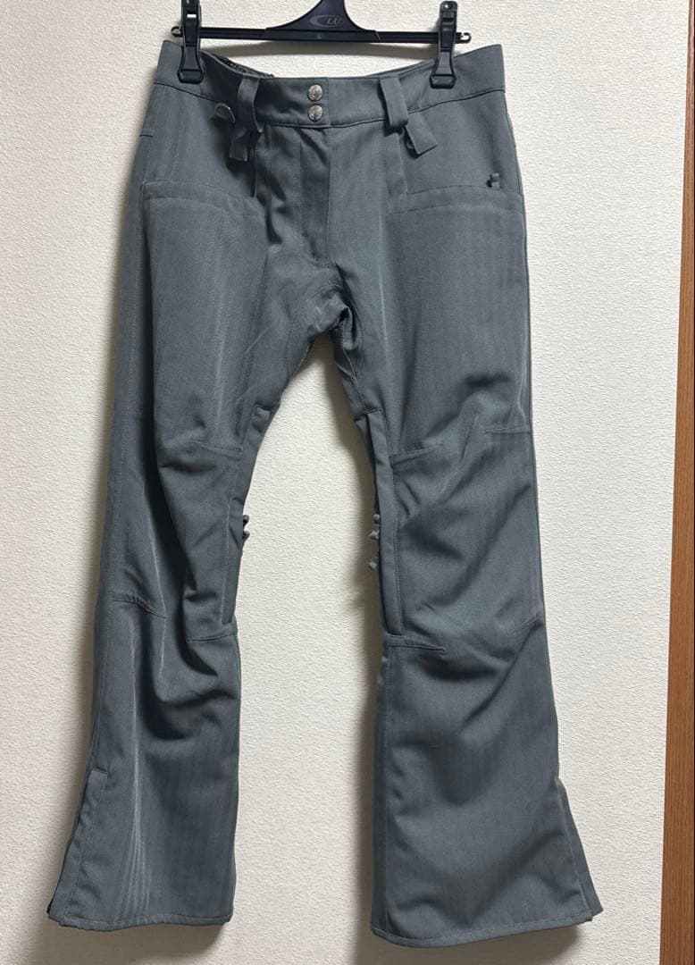 スノボウェア上下‼️ 人気のJEWEL OUTER WEAR