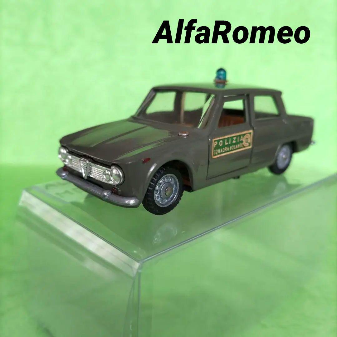 アルファロメオ　ジュリア　 TI 　POLIZIA メーベトーイズ
