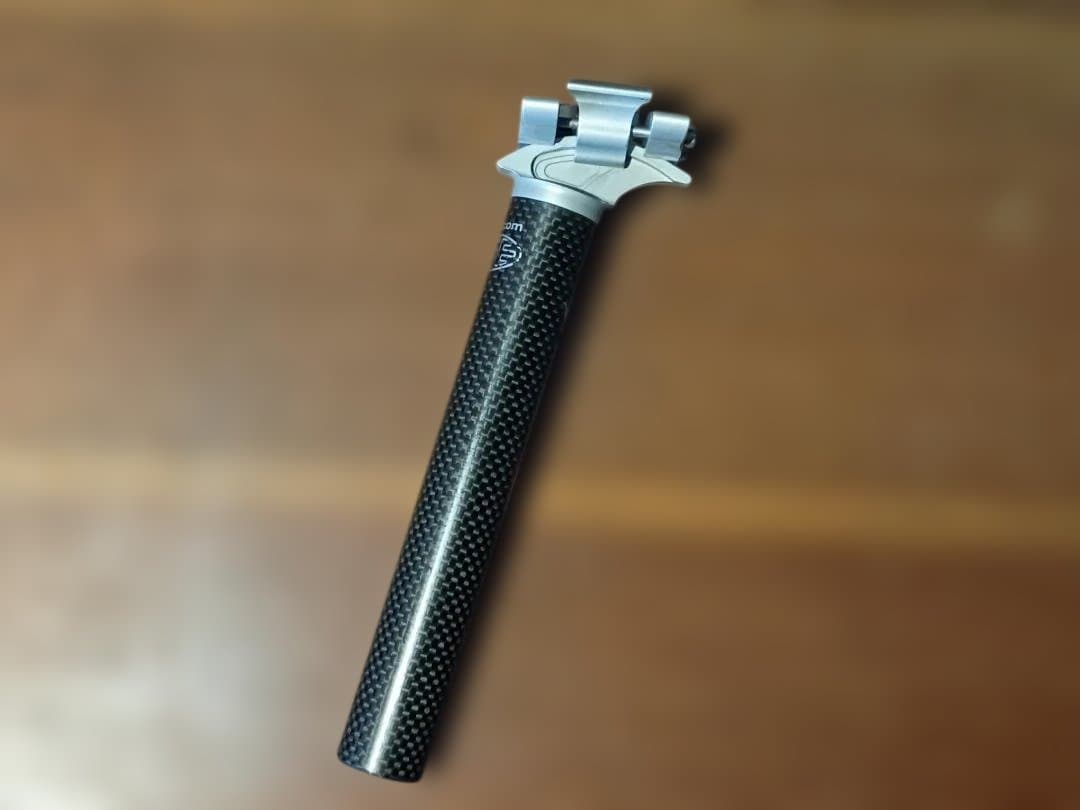 USE1.com カーボンシートポスト 24.9mm LOOK対応 123g