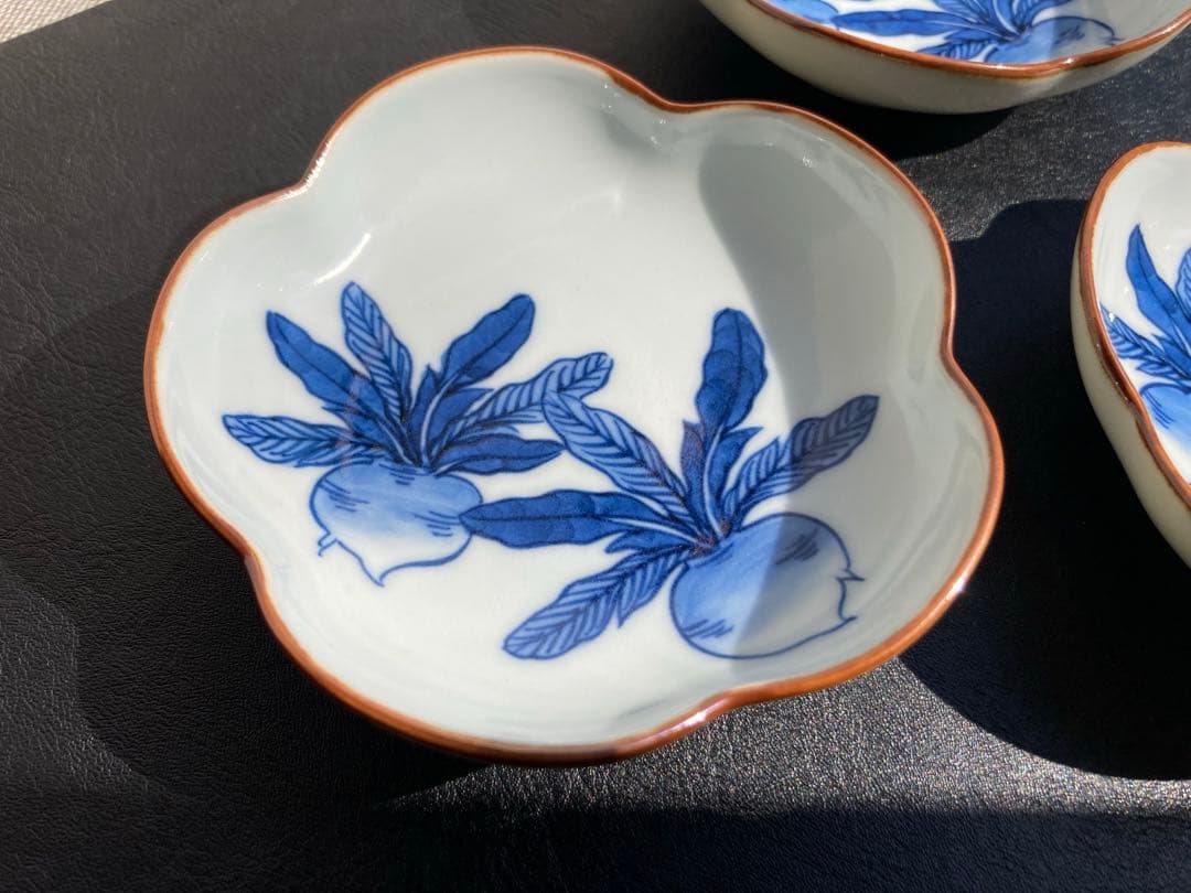 源右衛門　染付蕪絵(花型) 小皿　3枚