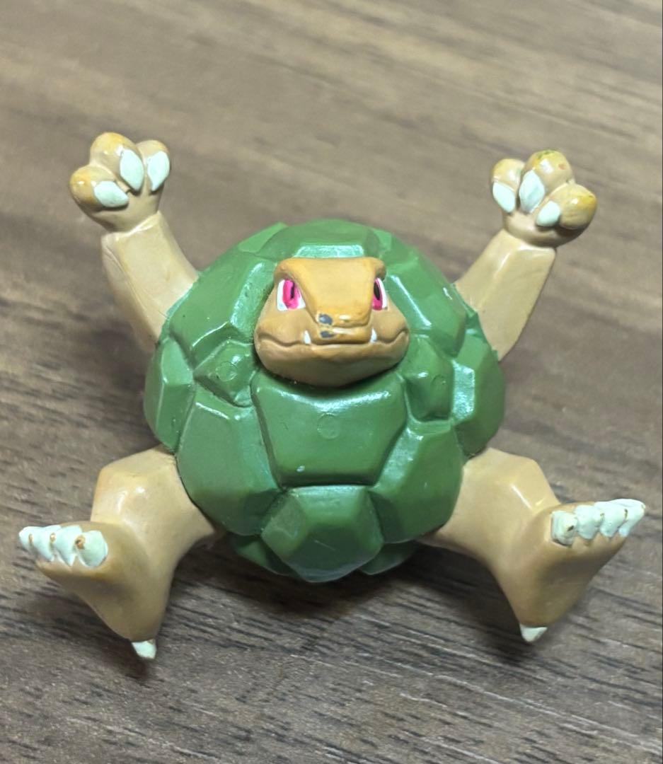 モンコレ イシツブテ ゴローン フィギュア