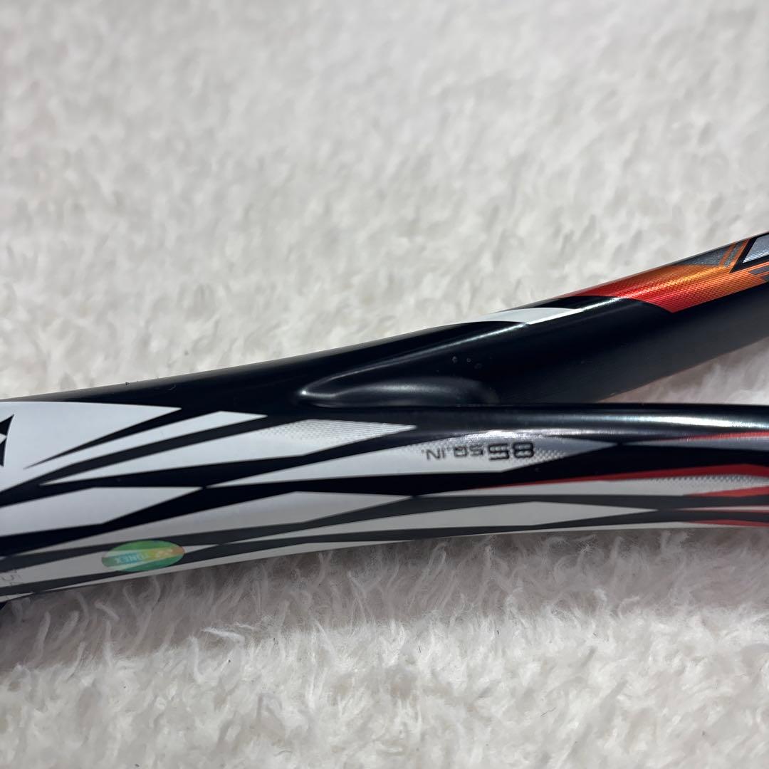 ヨネックス　レーザーラッシュ　9V BURST カワサキ　2本セット　ラケット