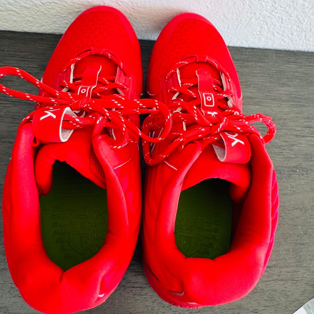 Under Armour レッド スパイクシューズ　31cm