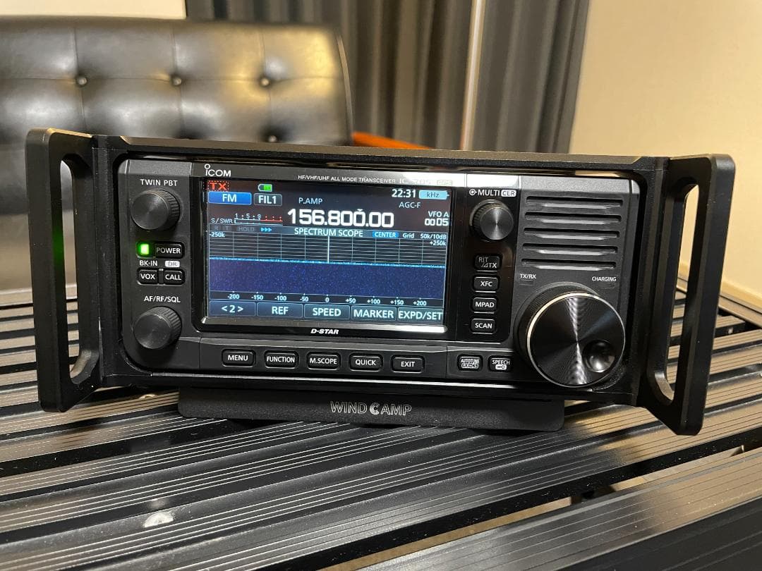 【美品】ICOM IC-705 + WINDCAMPケージ