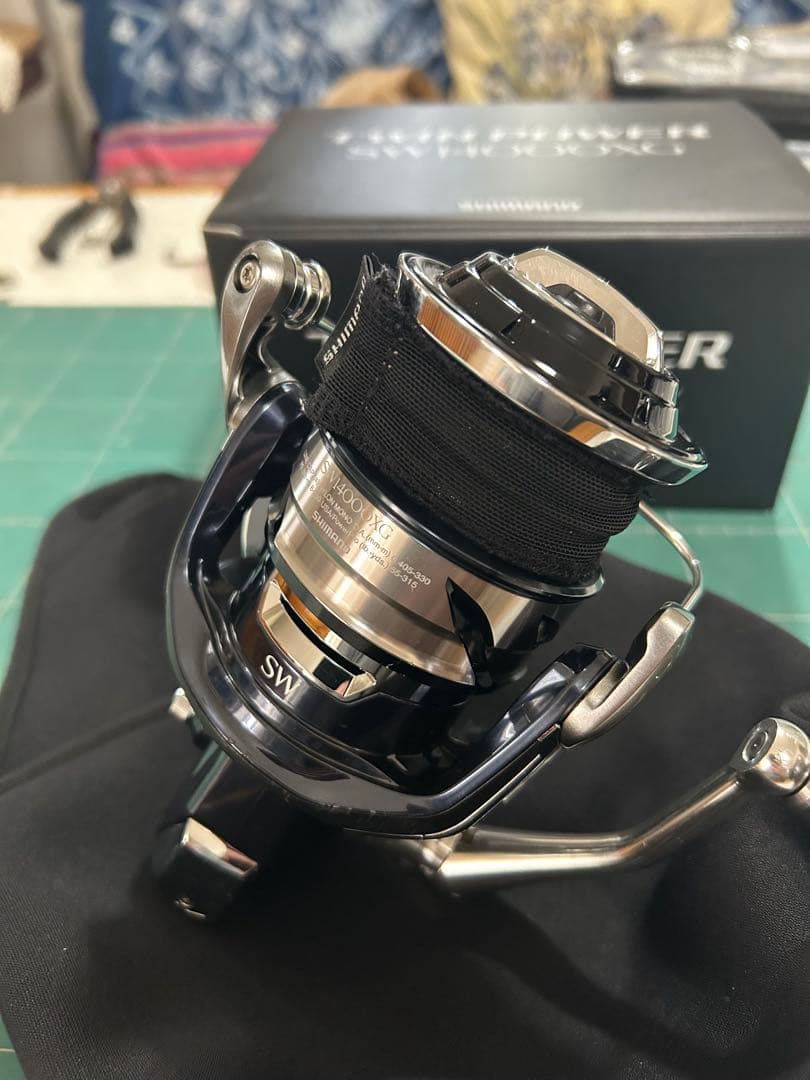 SHIMANO 21TWIN POWER SW14000XG スピニングリール
