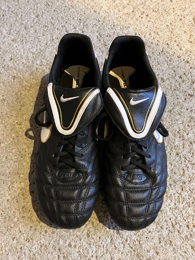 ナイキサッカースパイク　ナイキTiempo Mystic III FG 26.5