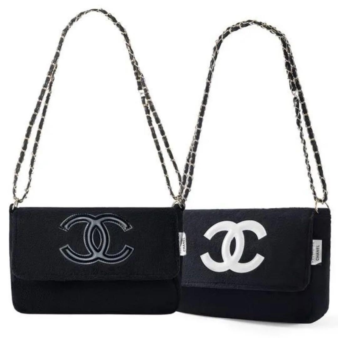 t*e様 CHANEL シャネル ミニバッグ ポーチ ブラック×ホワイトロゴ チ