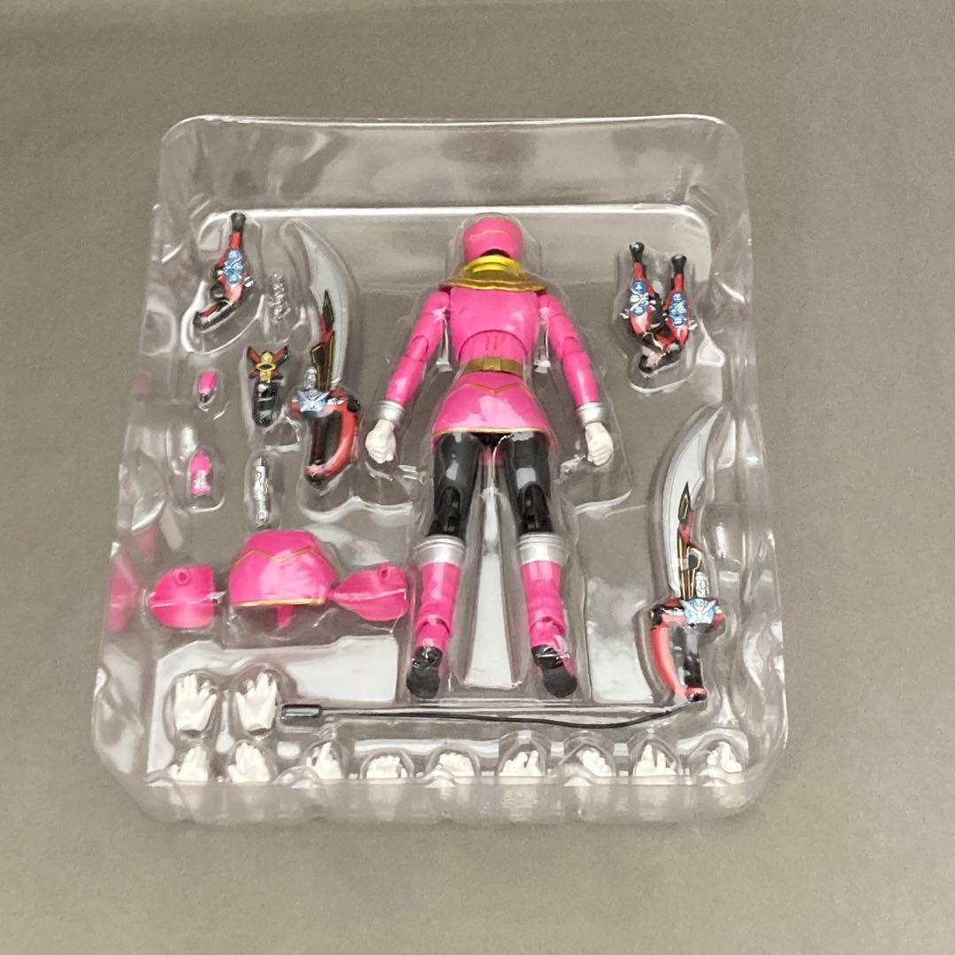 じ*読様 S.H.Figuarts ゴーカイピンク