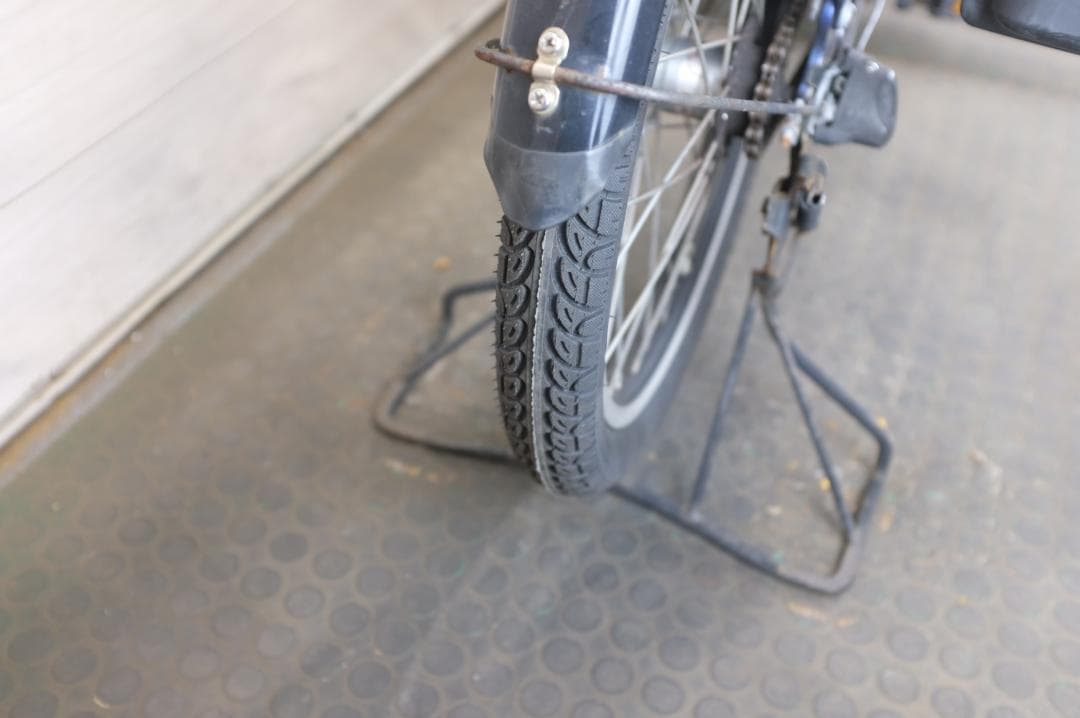 電動自転車ヤマハPAS　KISS　20インチ　3段8.7Ah（4点灯）充電器あり