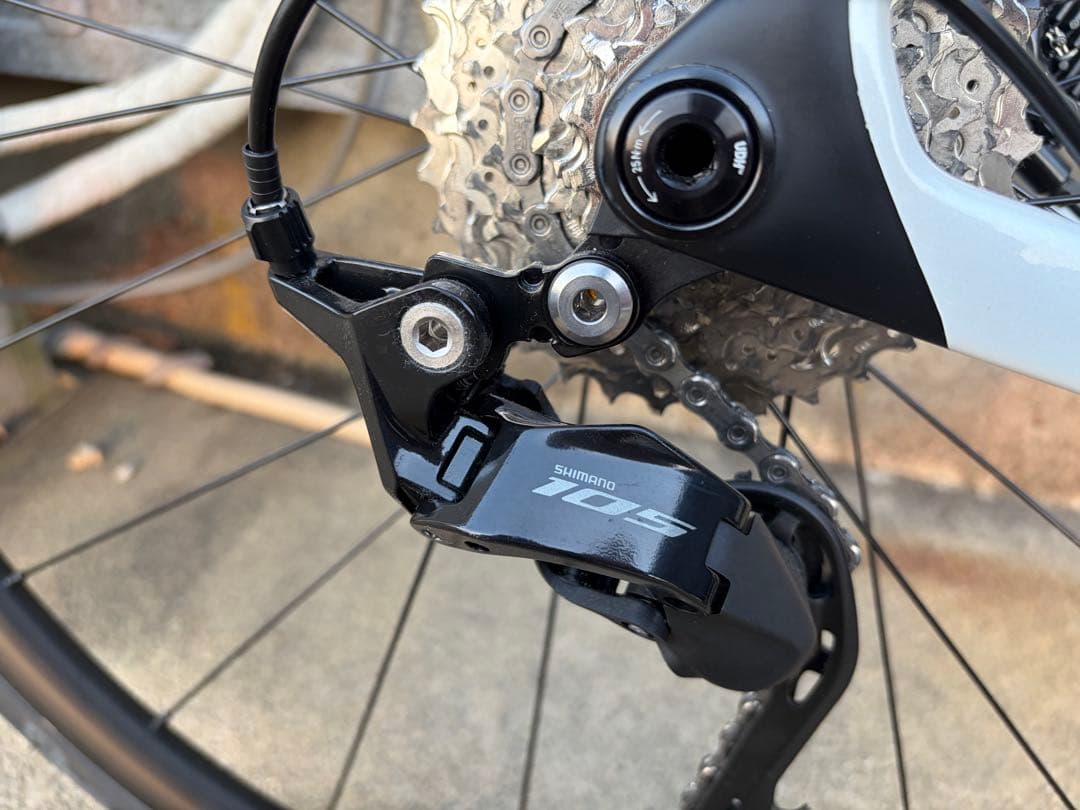 TREK Madone SL 5 Gen 8 ロードバイク Mサイズ ホワイト