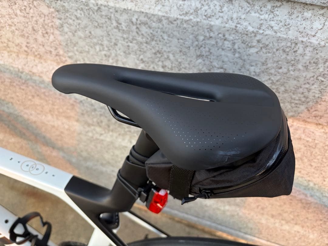 TREK Madone SL 5 Gen 8 ロードバイク Mサイズ ホワイト