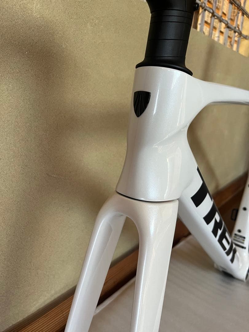 【美品】TREK トレック Madone マドンSL5 Gen8 フレームセット