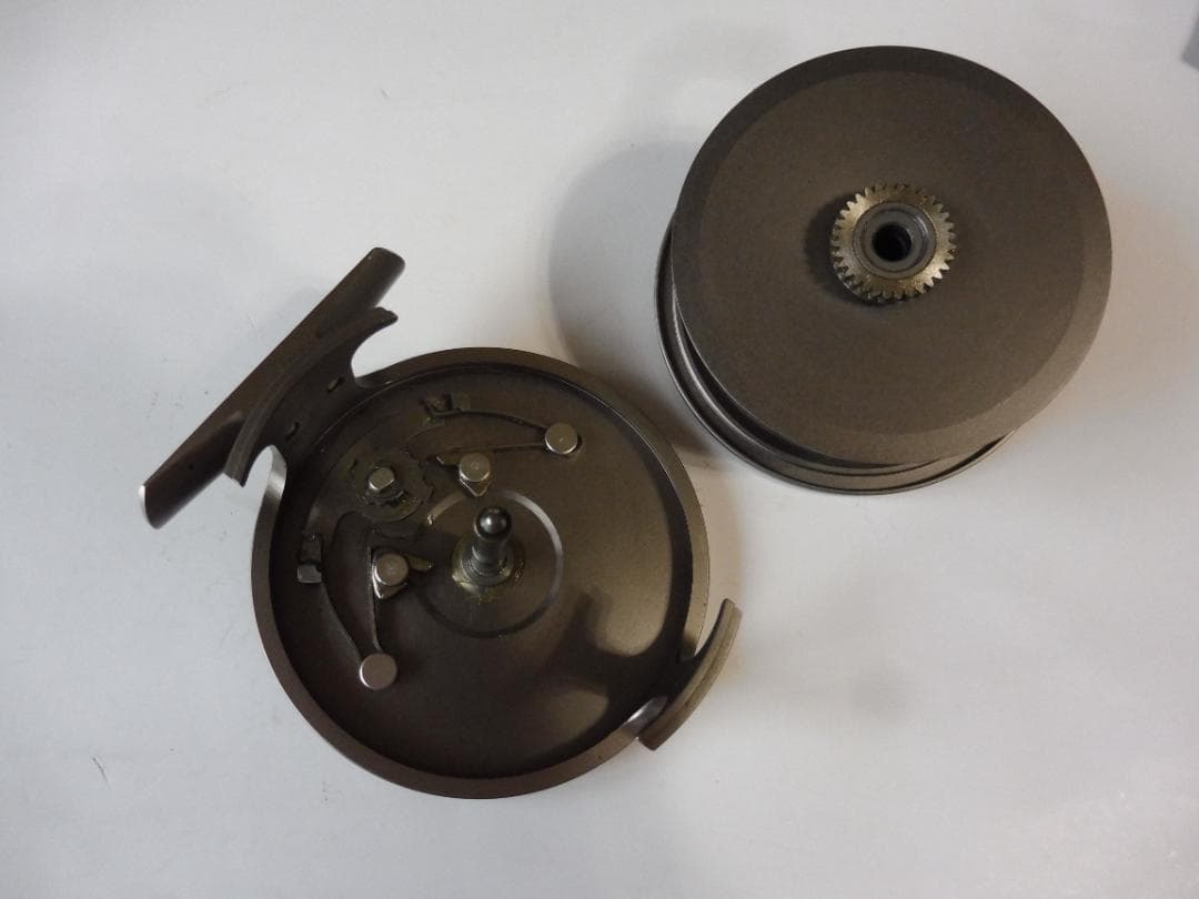 DAIWA Alltmor-s 300フライリール