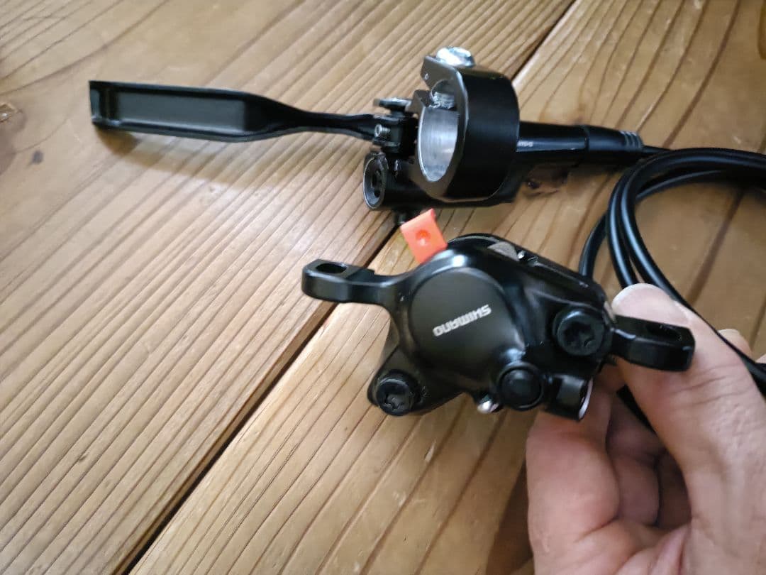 Shimano 油圧式ディスクブレーキセット　前後　未使用　即使用可
