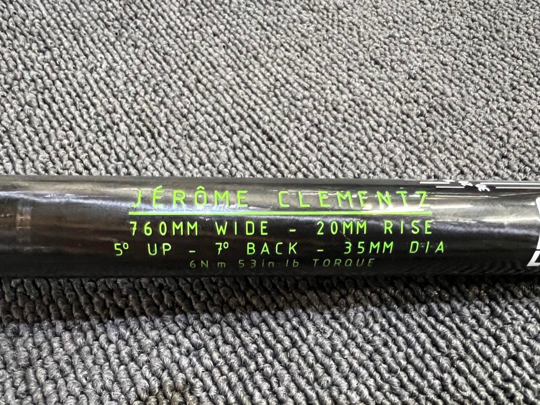 パーツ TRUVATIV DESCENDANT 35 CARBON RISER BAR