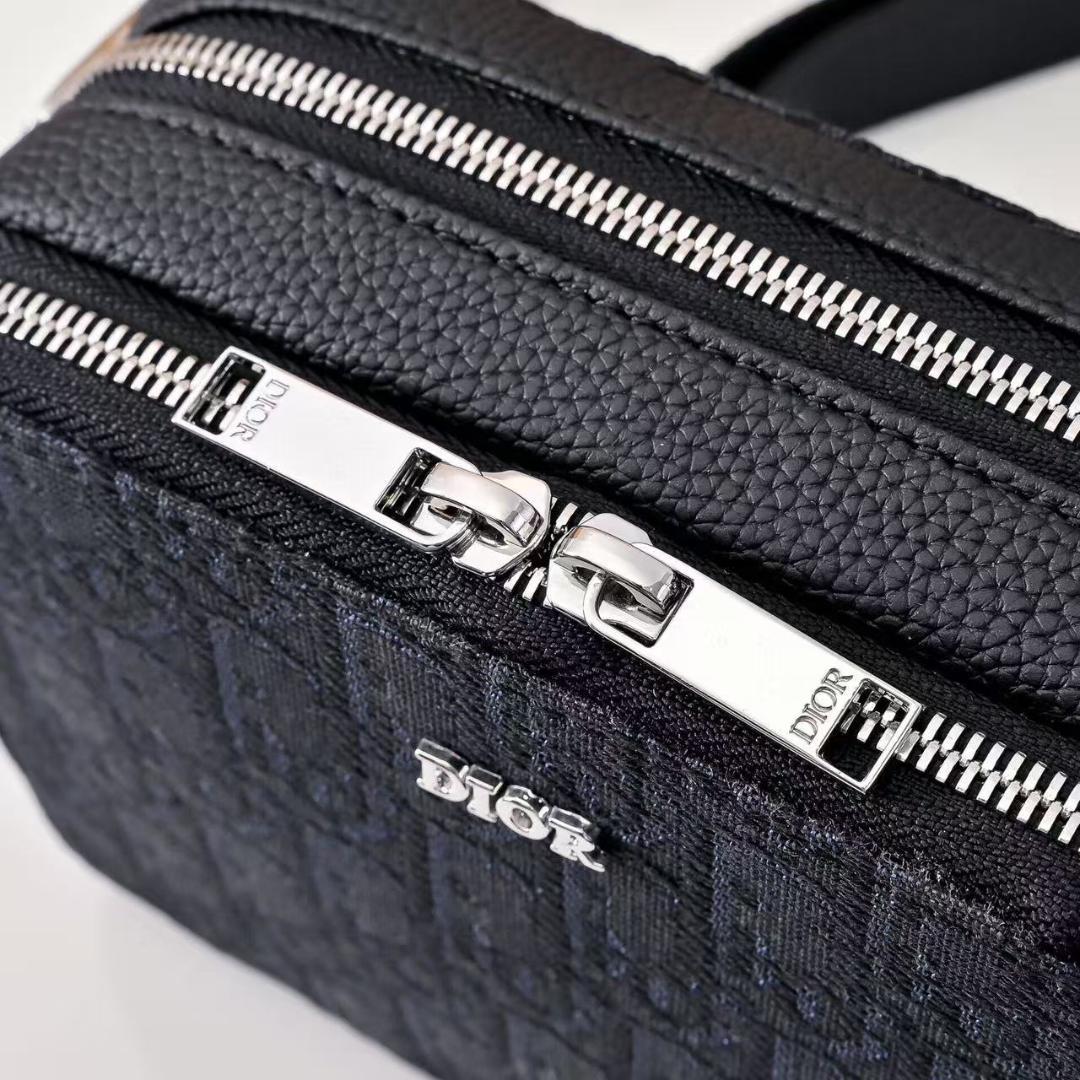 Dior 極希少✨《人気》ブラックロゴショルダーバッ