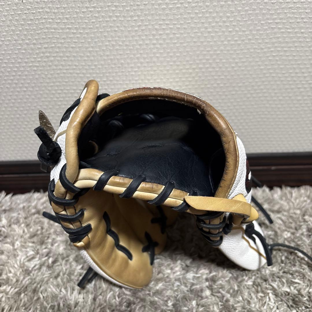 ✔*様 【日本未発売】Wilson A2000 硬式グローブ　内野手用H12