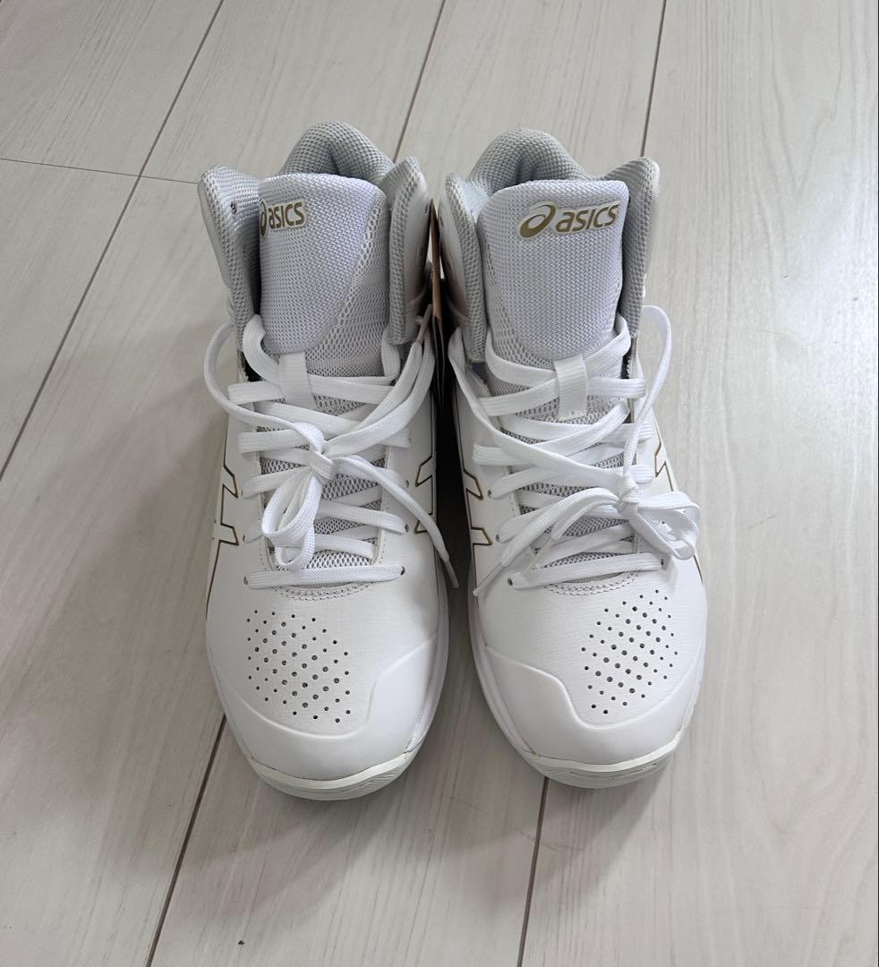 【左右サイズ違い】 特注品 asics バスケットボールシューズ ホワイト