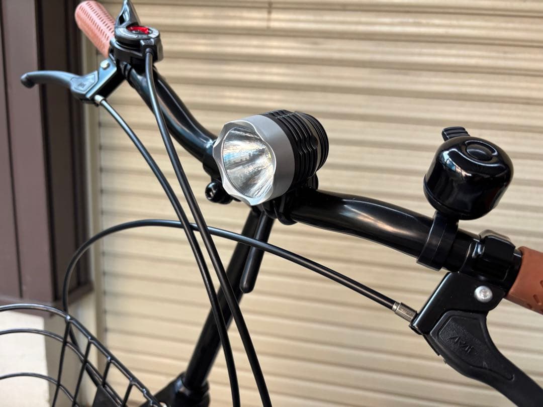 折りたたみ自転車 ホワイト　20インチ