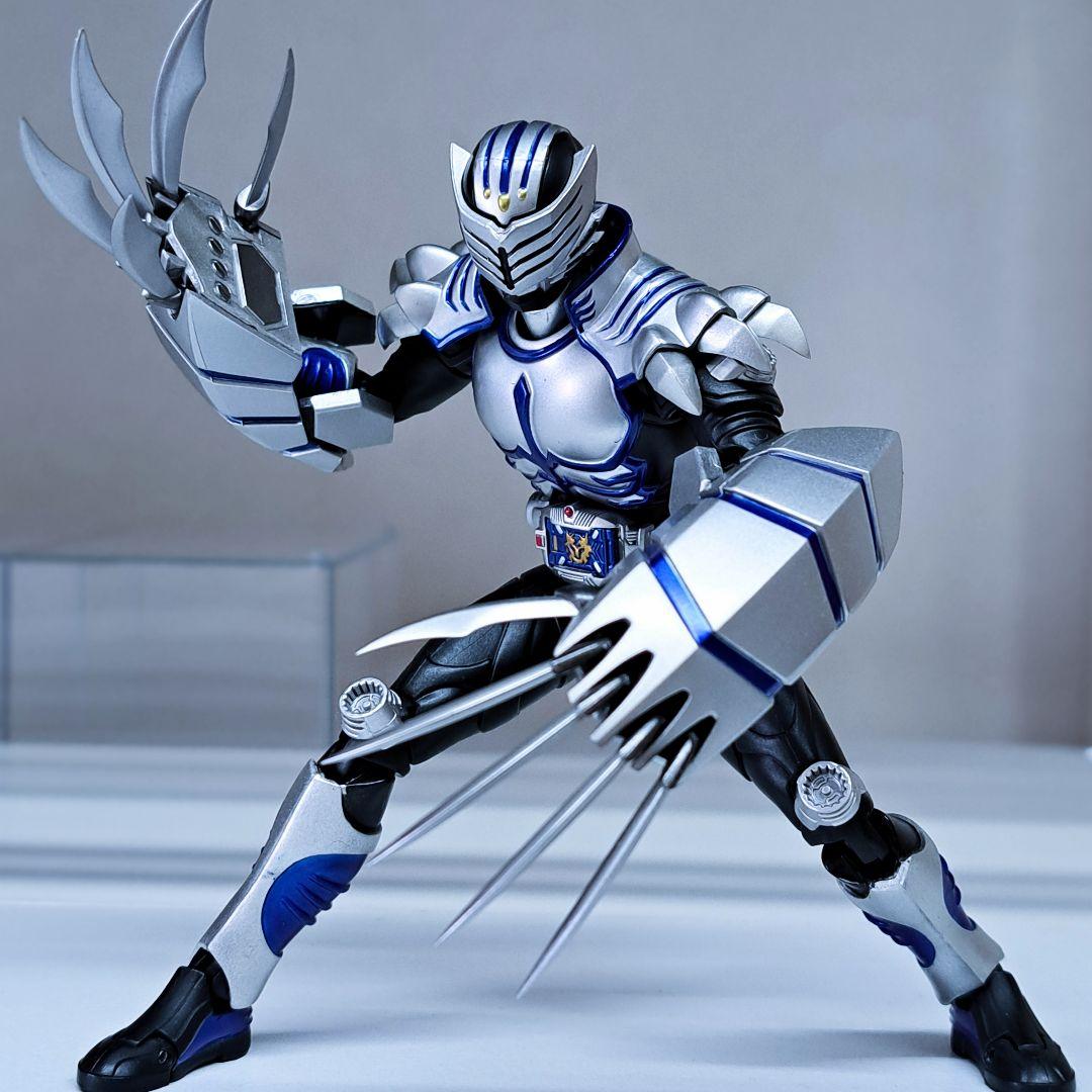 ( 開封品 ) S.H.Figuarts フィギュアーツ 仮面ライダータイガ