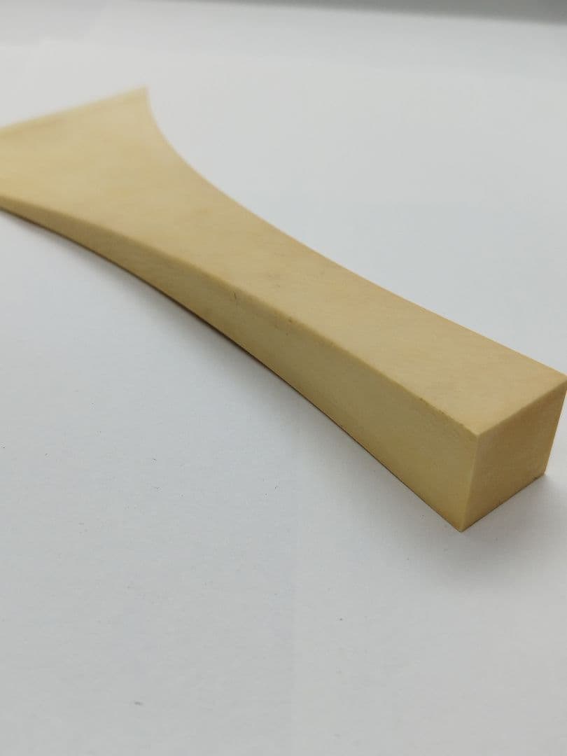 三味線の撥 バチ  カバー付き 天然素材　和楽器 弦楽器 重さ約　122g