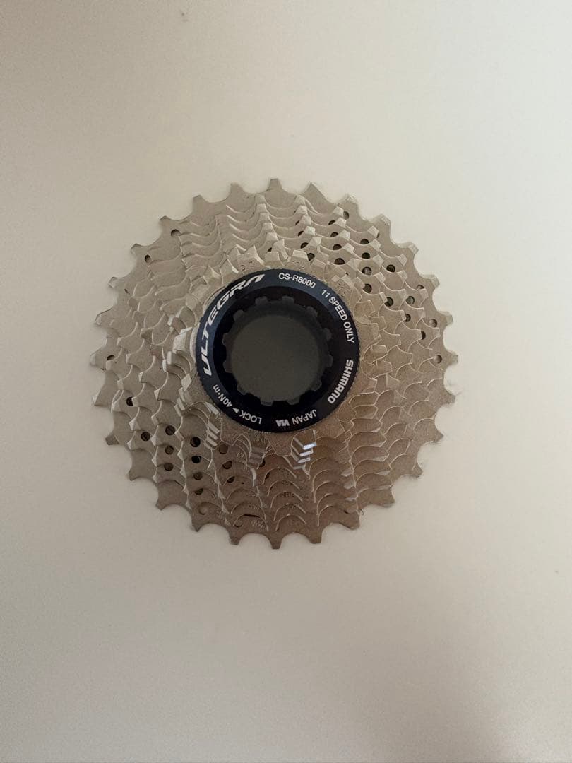 【未使用】シマノスプロケット CS-R8000 11-28T