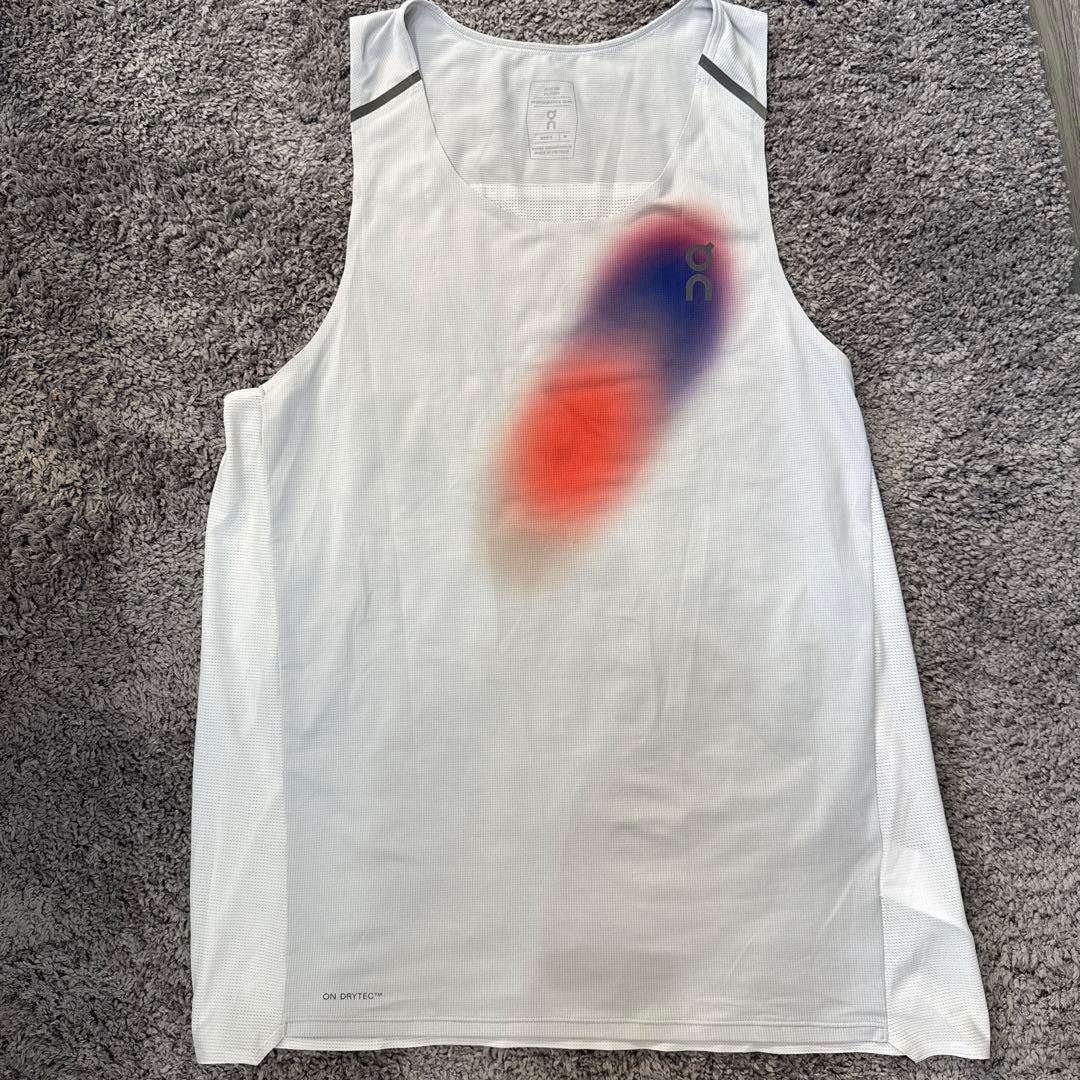 On ランシャツ