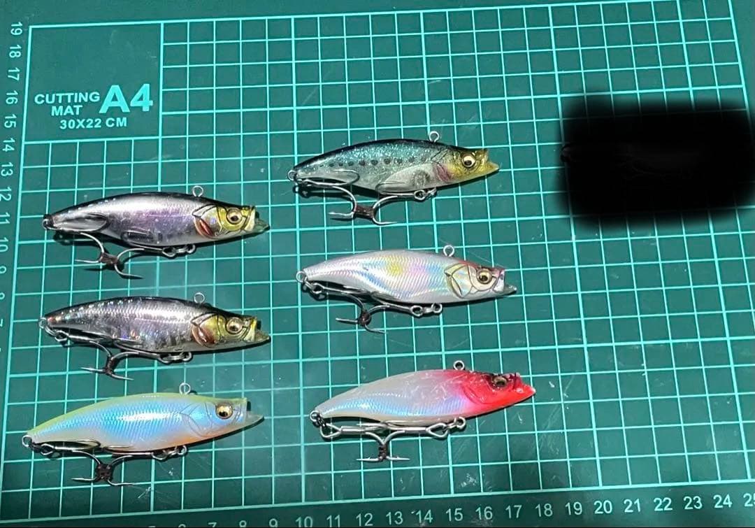 Megabass CUTVIB／TRAVIS7ルアー7個セット